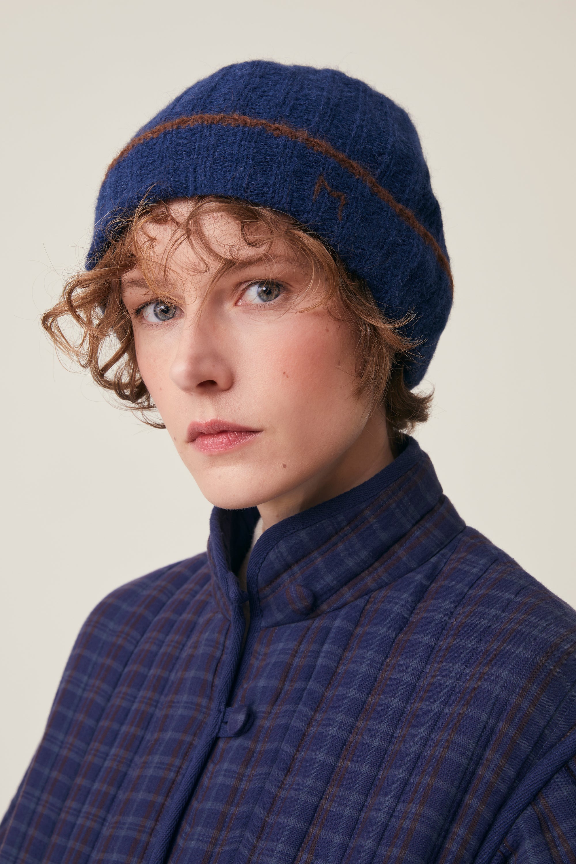 Skye Hat N°217 Comedia