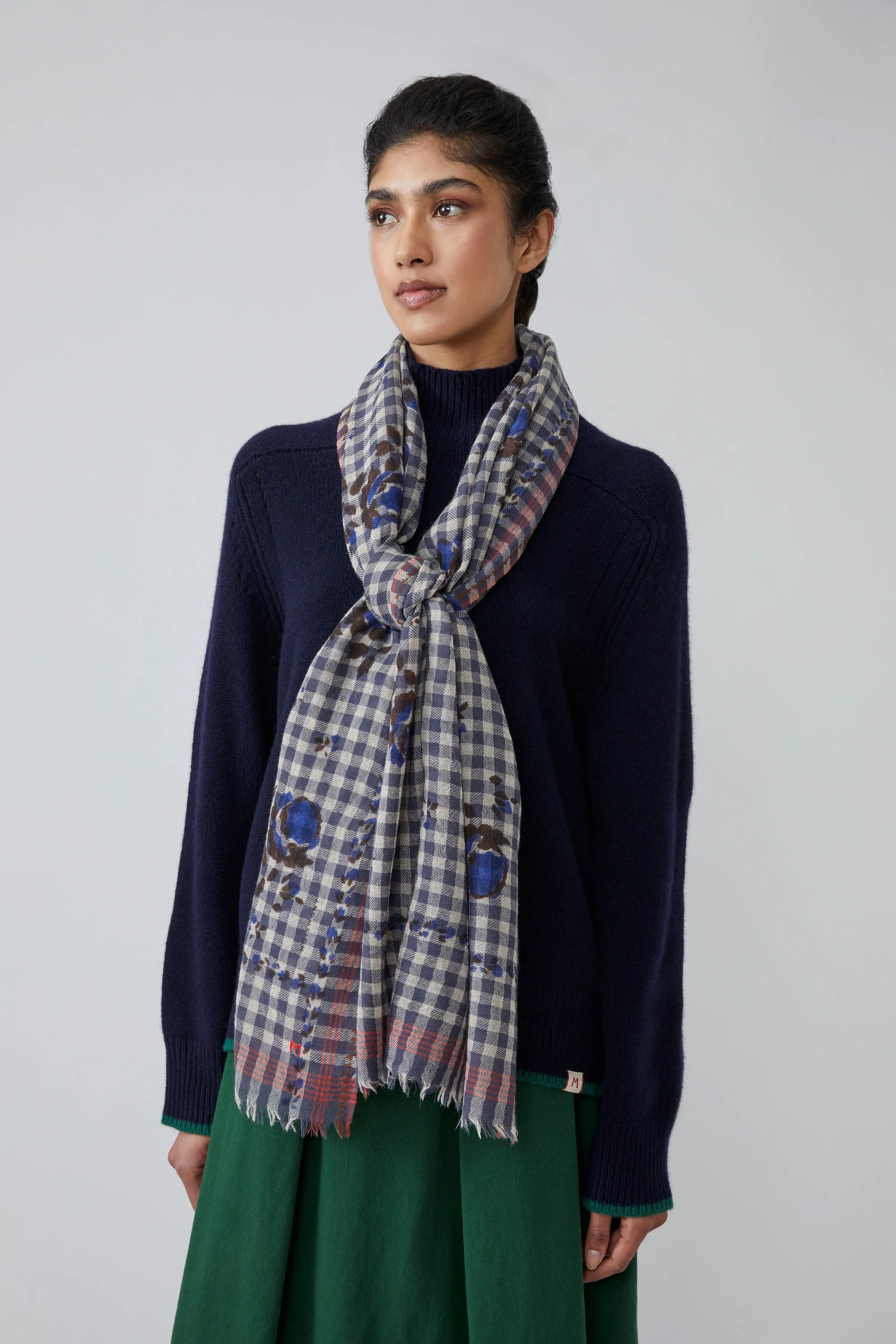 Echarpe N°693 Flowers Slate Grey - Moismont