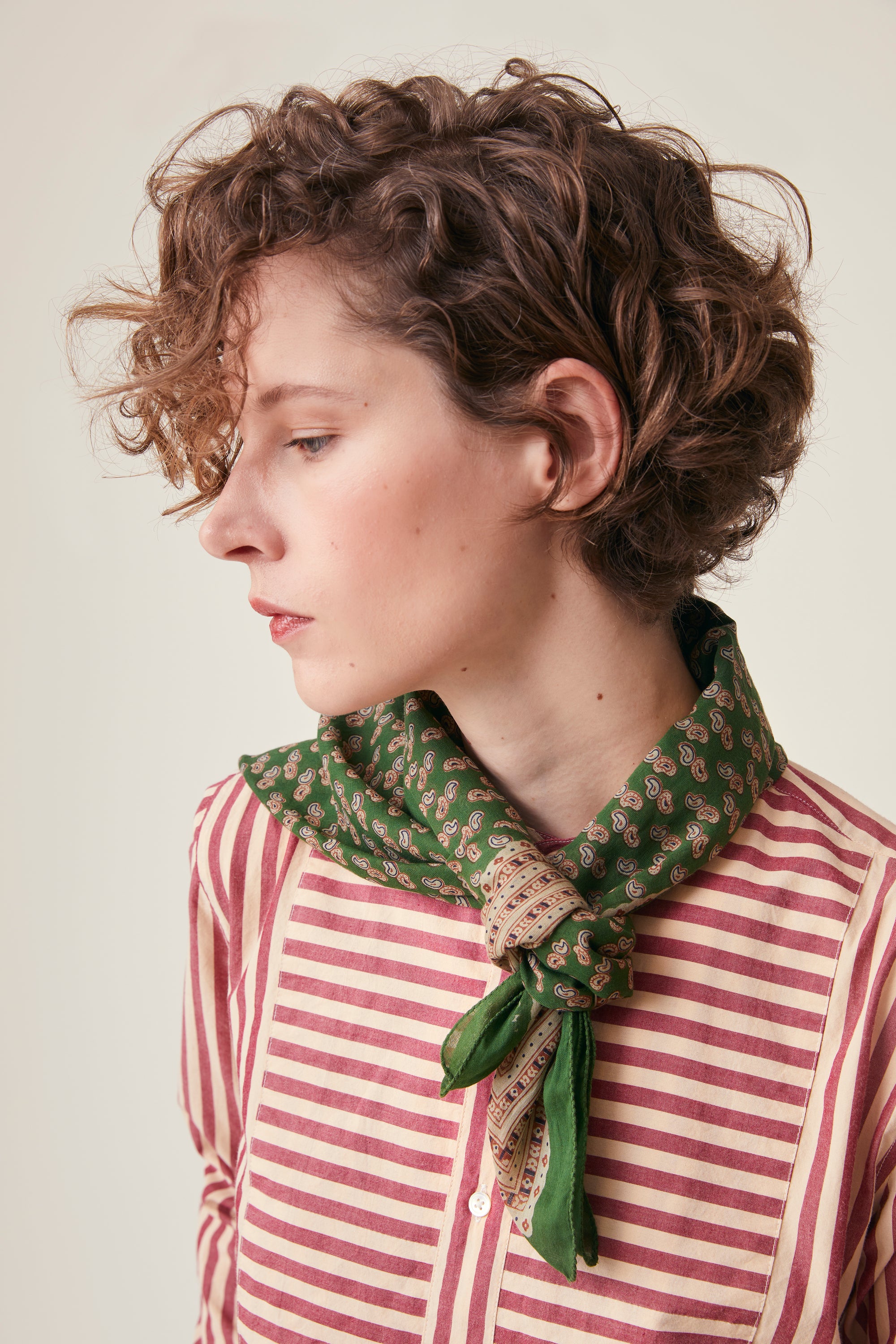 Foulard Phedre N°845 Folk