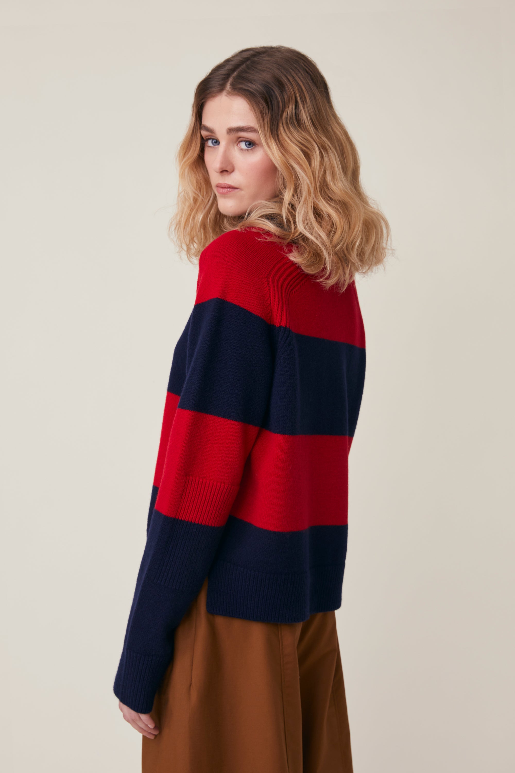Pull Gregor N°210 Stripes Theater