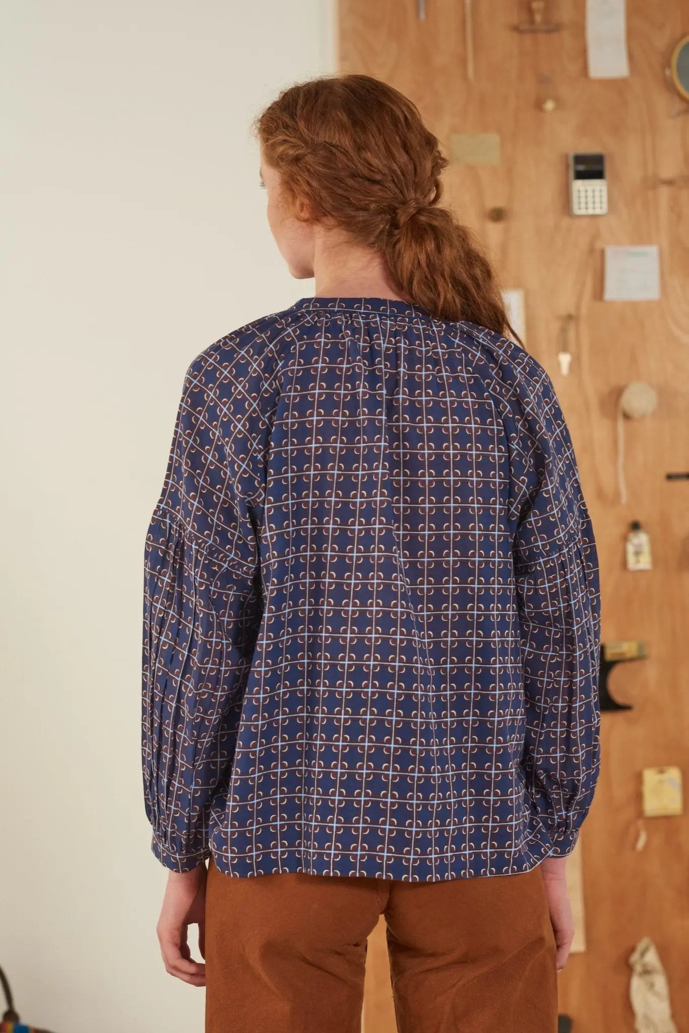 Blouse Louise N°708 Clover Navy Blue - Moismont